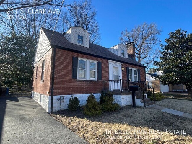 Building Photo - 231 S Clark Ave