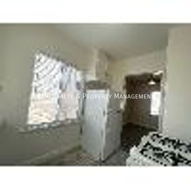 Building Photo - Charming 1 bed/bath CLOSE to BEACH