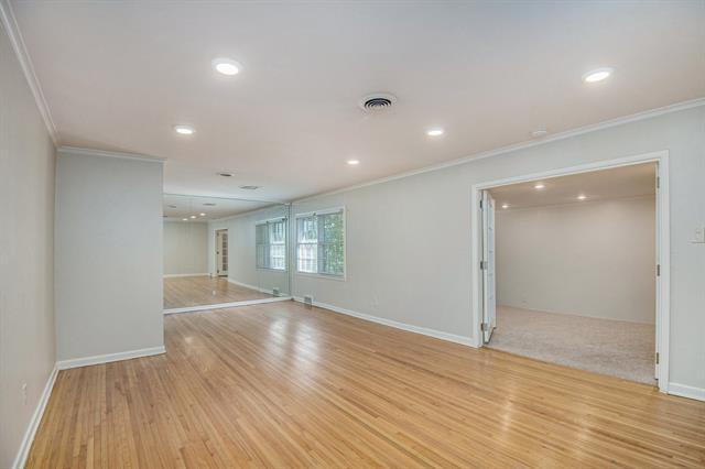 Foto del edificio - 4909 Overton Ave