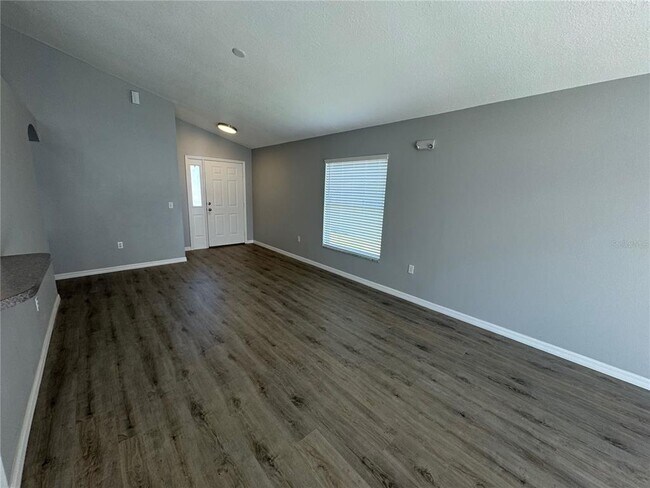 Foto del edificio - 158 Aylesbury Ln