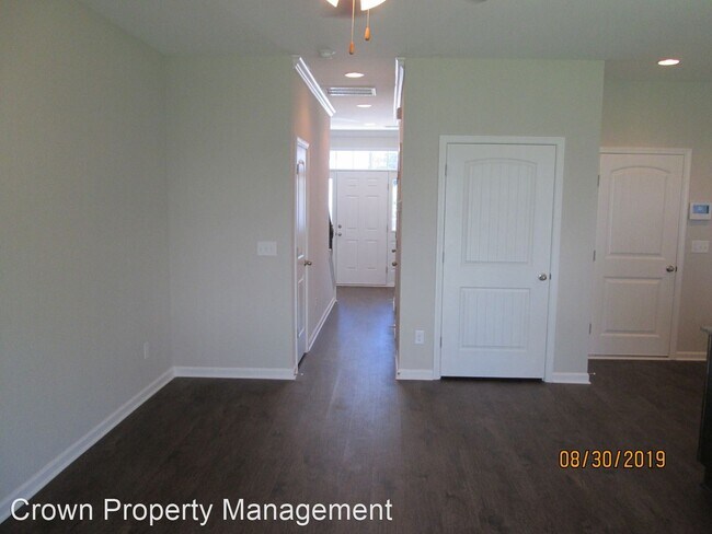 Building Photo - 3 br, 2.5 bath House - 776 Dwsons Park Way