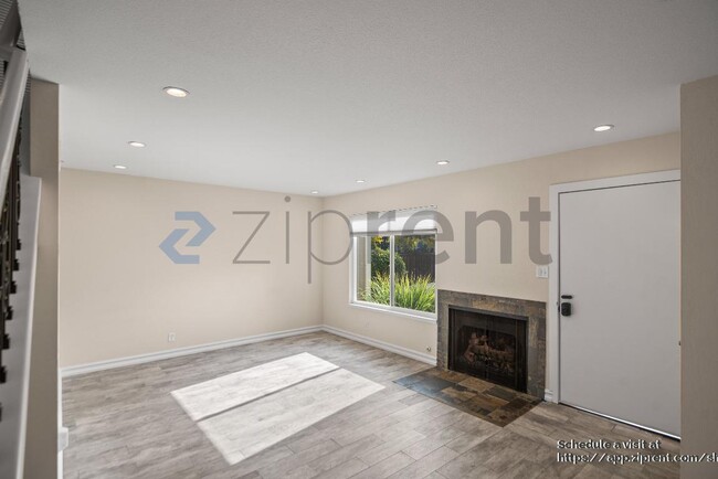 Foto del edificio - 4451 Fairlands Dr