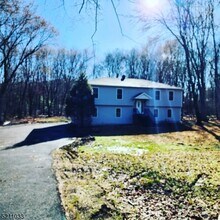 Building Photo - 316 Stonetown Rd