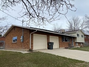 Building Photo - 411 E 100 S