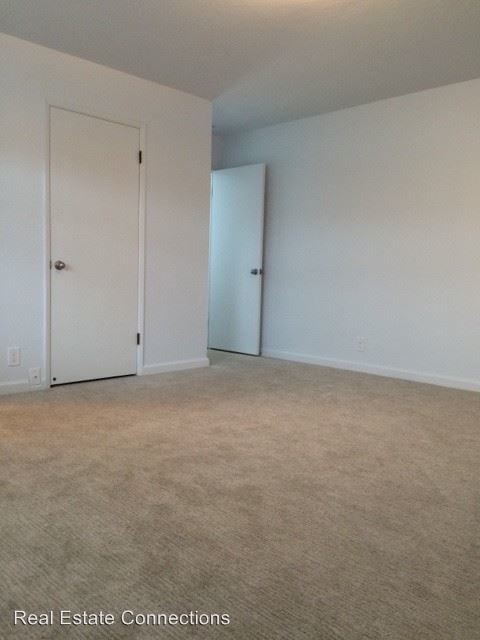 Building Photo - 3 br, 2 bath House - 6559 Crown Blvd
