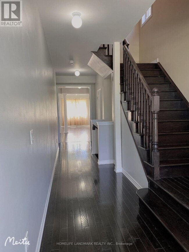 Building Photo - 489 Caboto Trail