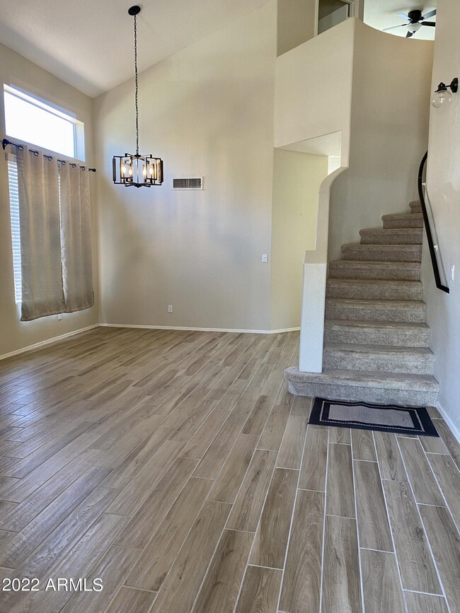 Building Photo - 3551 S Larkspur Way