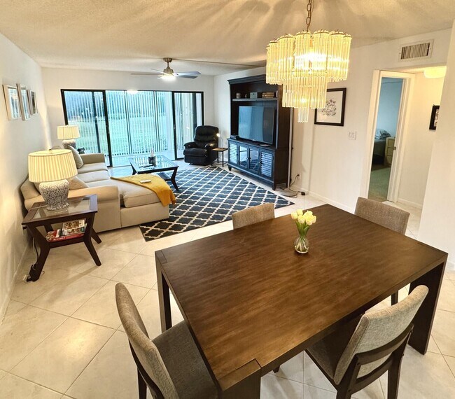 Foto del edificio - 5121 Oakhill Ln