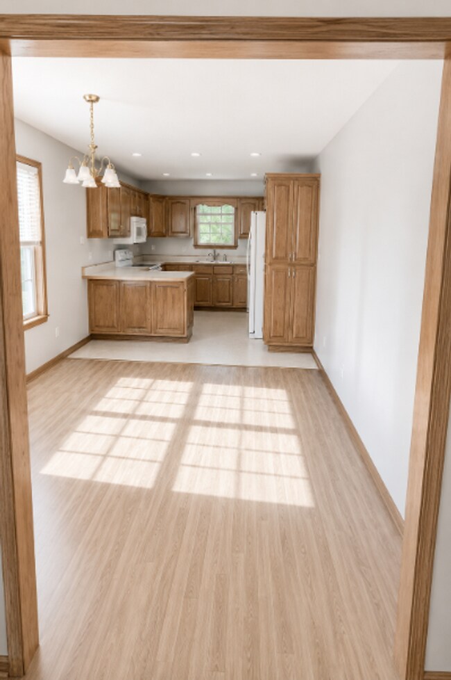 Building Photo - 802 Briarbrook Dr