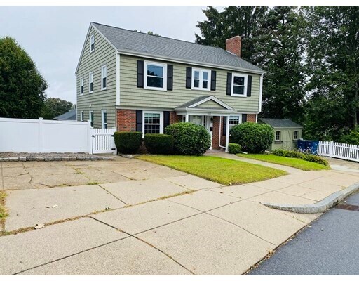 Building Photo - 112 Cowing St