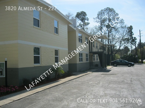 Building Photo - 3820 Almeda St