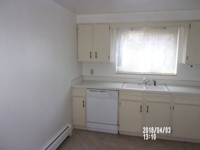 Building Photo - 5331 S Delaware St