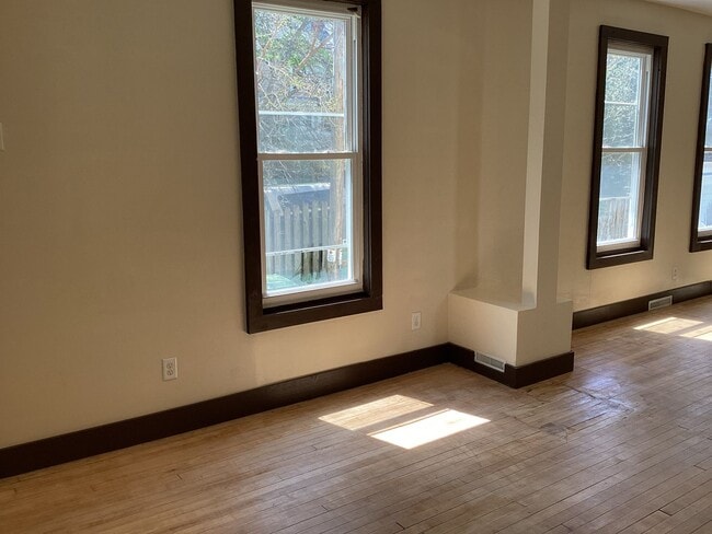 Building Photo - 1219-21 N 33rd St