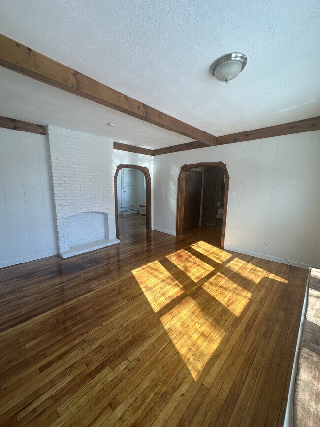 Foto del edificio - 409 Cedar St