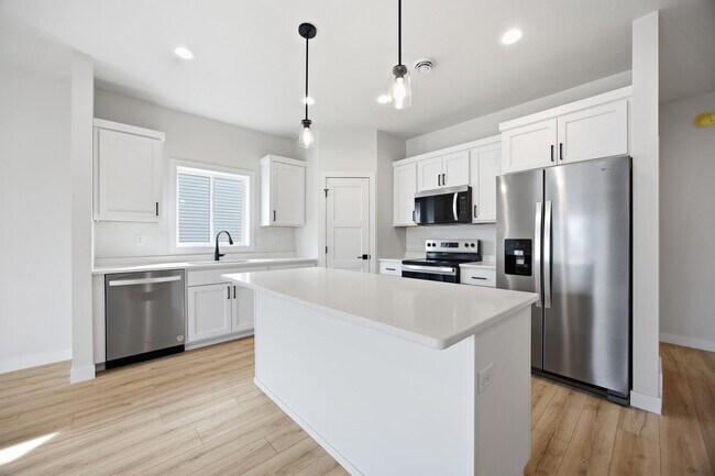 Foto del edificio - 6267 87th Ave S