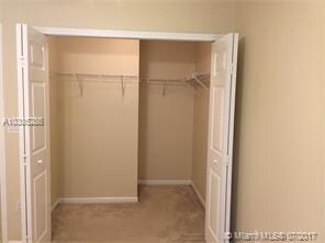 Building Photo - 7893 N Southwood Cir