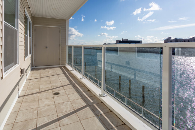 2BR,2BA-1116SF- Patio - The Channel Club