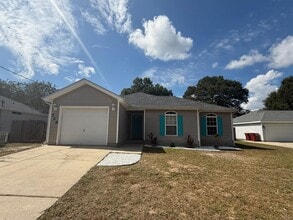 Building Photo - 329 Strawbridge Dr