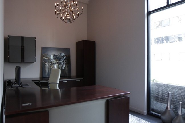 Interior Photo - Jackson Glen