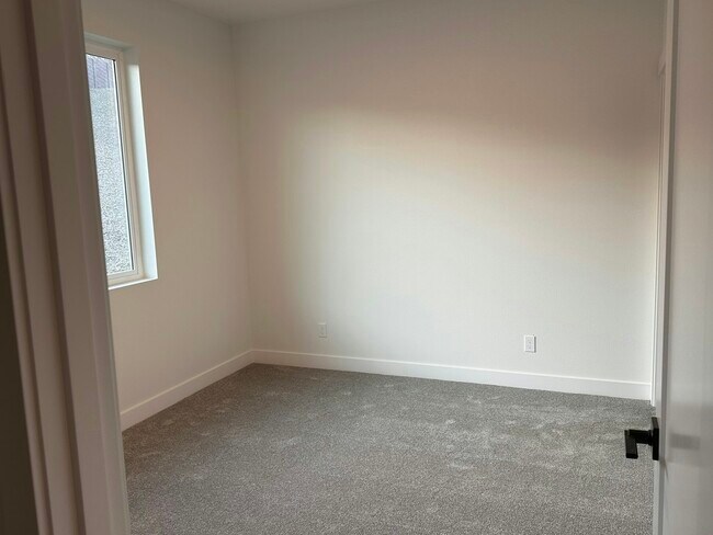 Foto del edificio - 6694 W 24th Ave