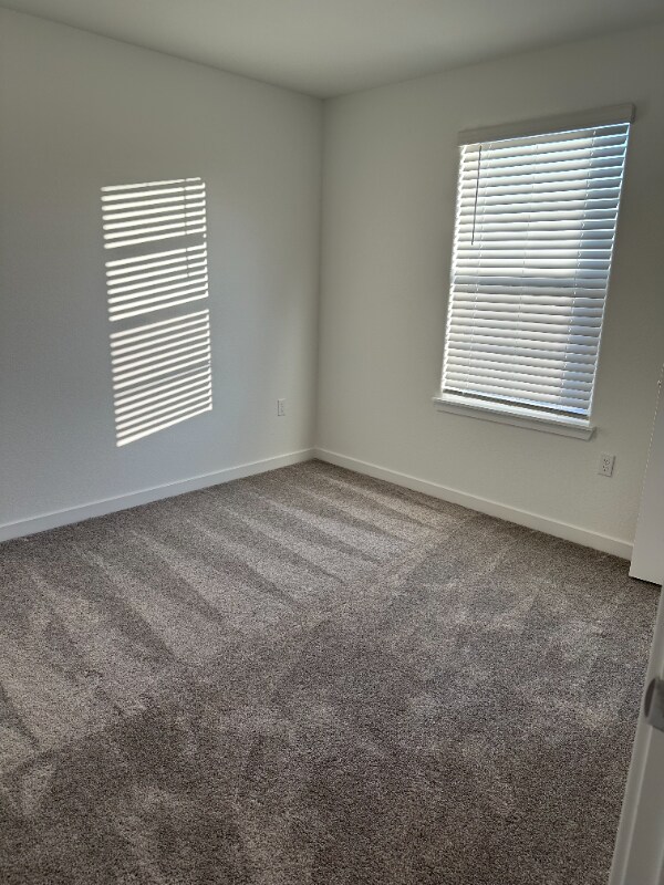 Foto del edificio - 5318 Lake Mary Dr