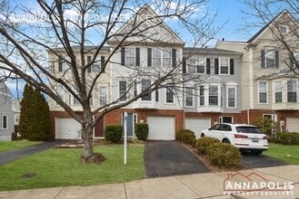 Building Photo - 638 Howards Loop