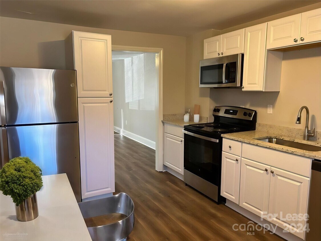 3542 Fincher Blvd Unit A, Charlotte, NC 28269 Condo for Rent in Charlotte, NC