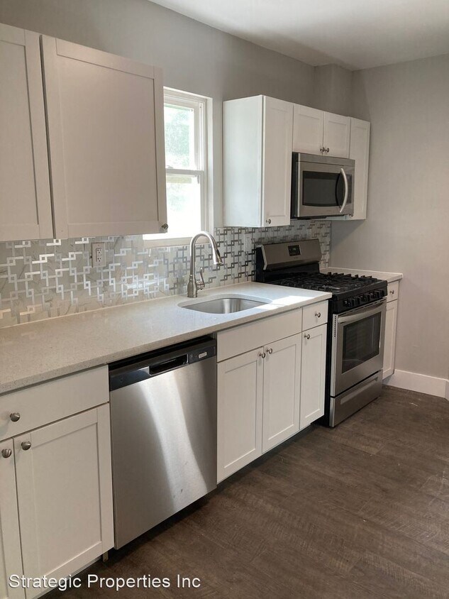 Foto principal - 3 br, 2 bath House - 474 Wyola st