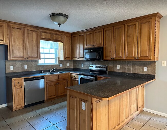 Foto del edificio - 4050 Conway Cir