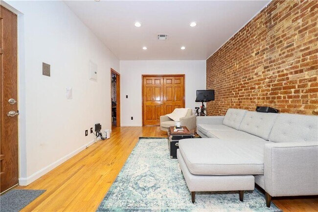 Foto del edificio - 344 7th Ave