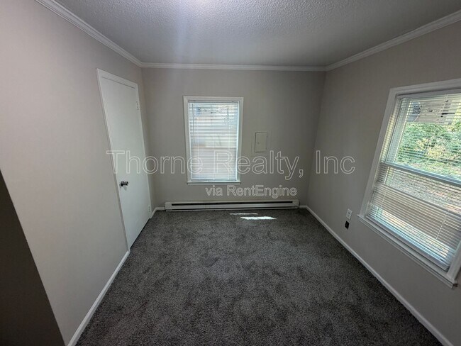 Foto del edificio - 702 E Phillips St