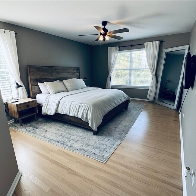 Foto del edificio - 9304 Deborah Ln