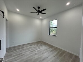 Building Photo - 455 Bell Blvd