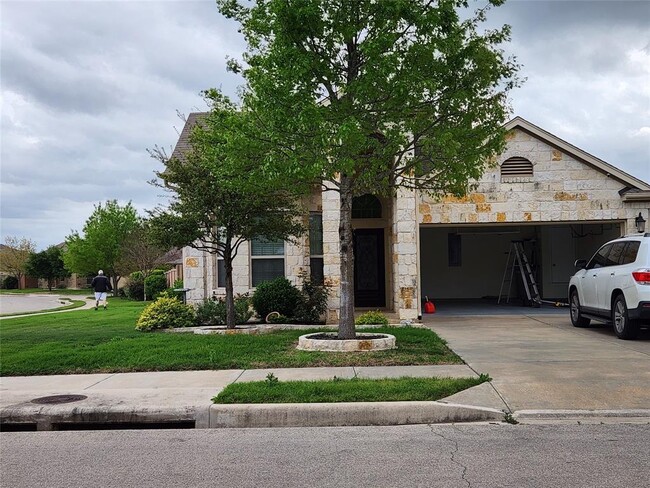 Building Photo - 132 Briar Park Dr