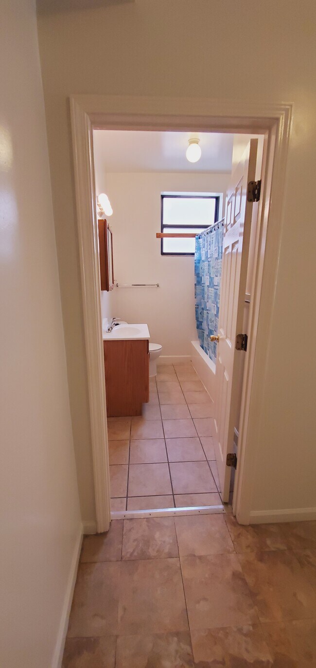 Building Photo - 6244 Cabanne Ave