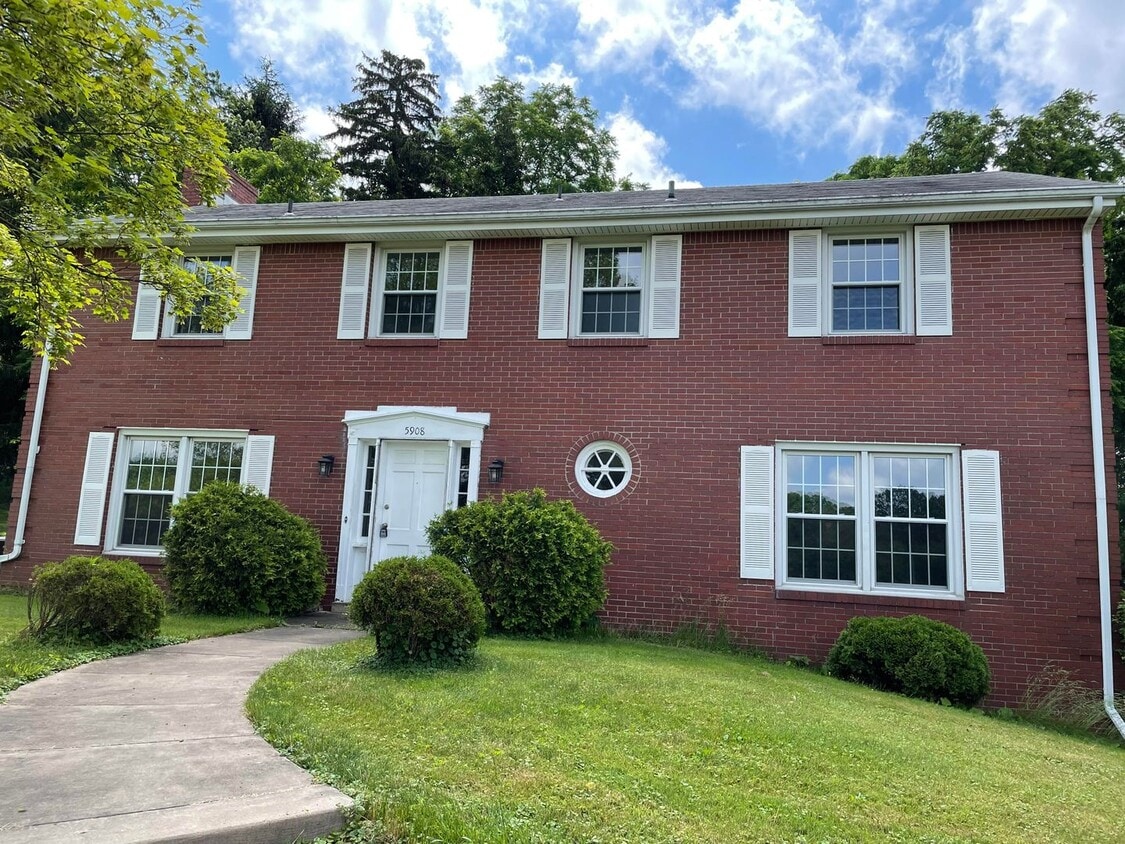 Primary Photo - North Hills