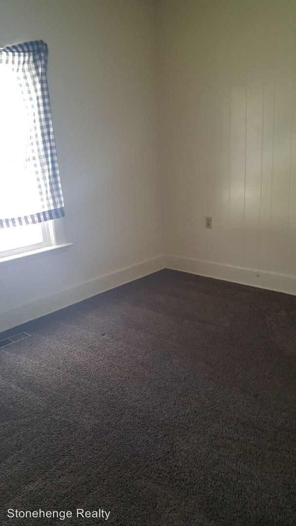 Building Photo - 2522 Ayers Ave