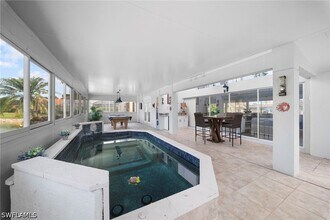 Building Photo - 159 Lady Palm Dr