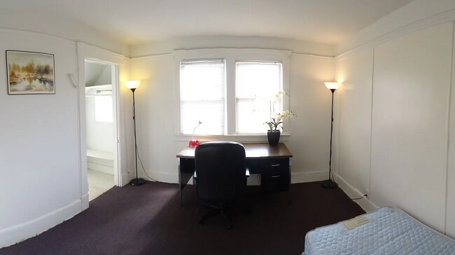 Foto del edificio - 1142 W 37th Pl