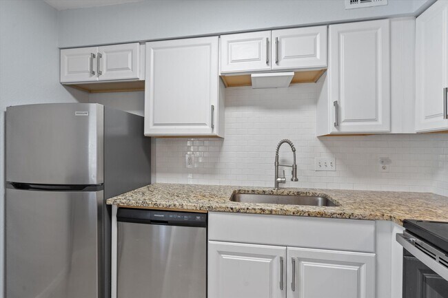 Foto del edificio - 1840 Burton Dr