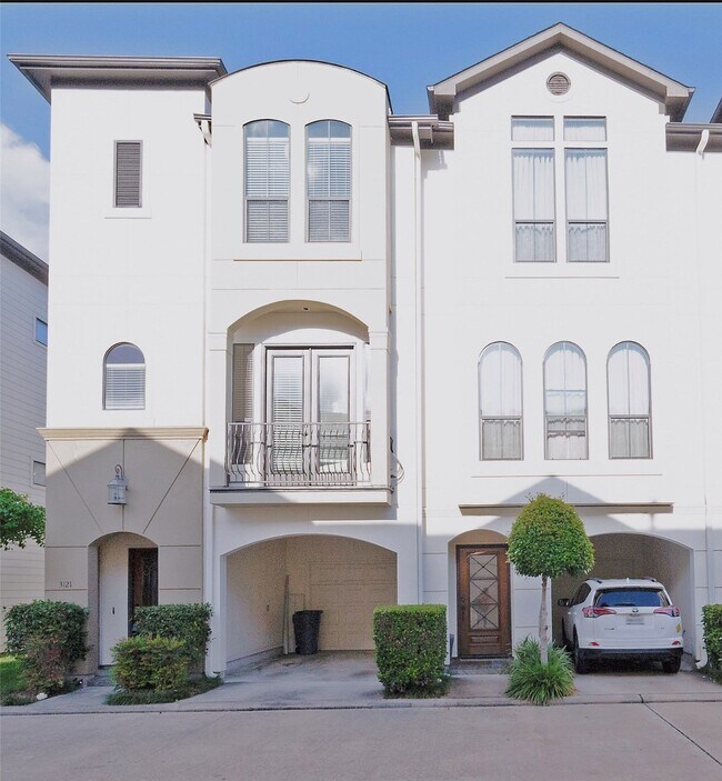 Foto del edificio - 3123 Fairdale Oaks E