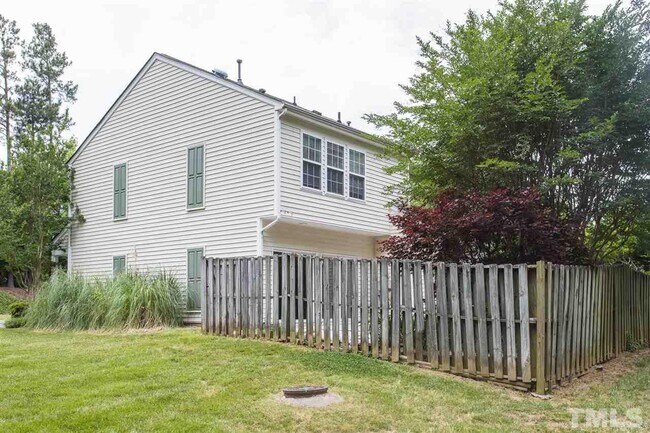 Building Photo - 113 Sterling Oaks Ct