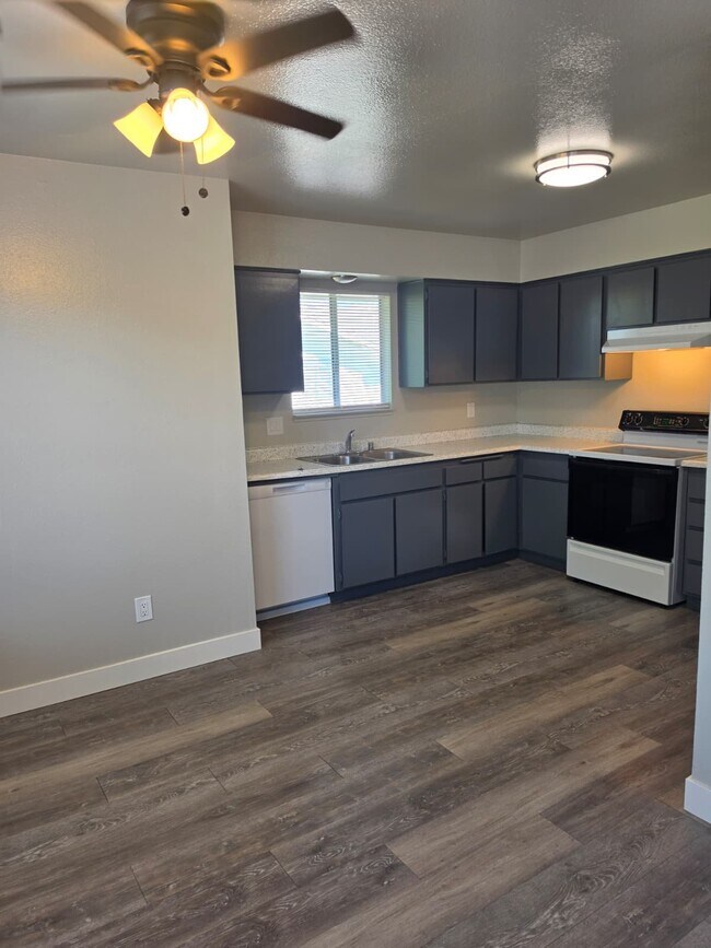 Foto del edificio - 4264 N Bengston Ave