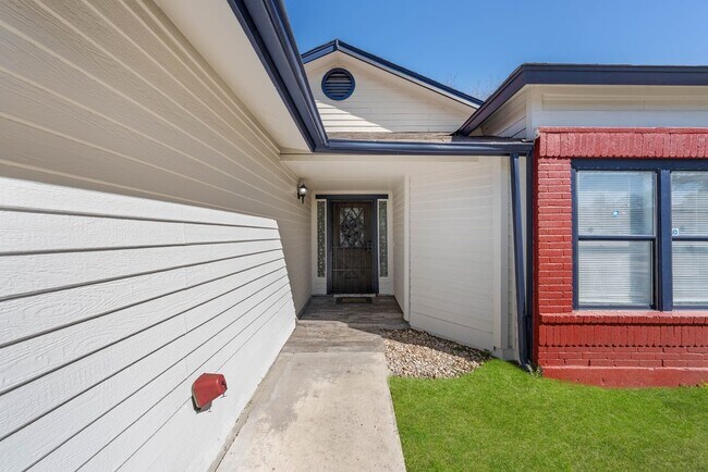 Foto del edificio - 7919 Wayside Trail