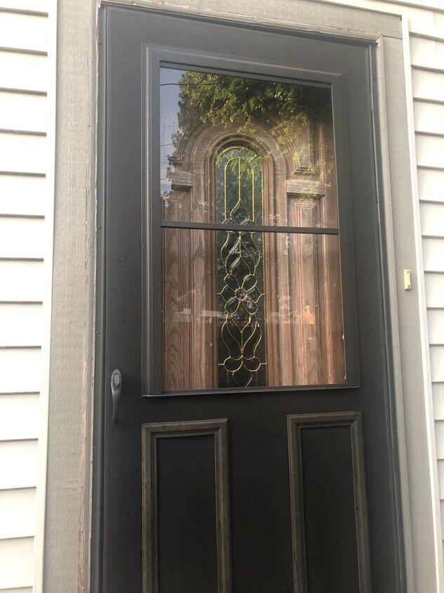 FRONT DOOR - 1678 N Franklin Plz