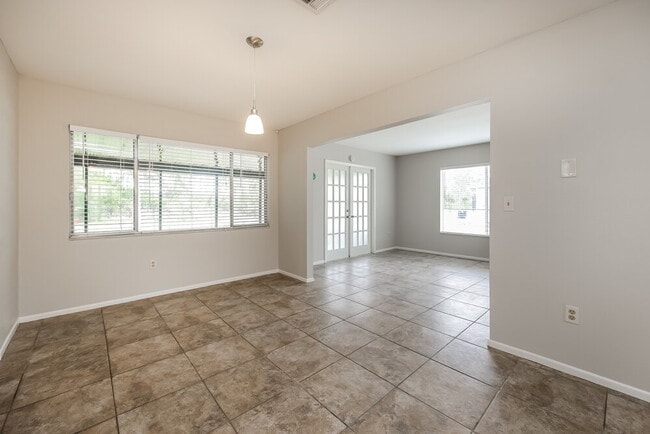 Foto del edificio - 2386 Vestridge St