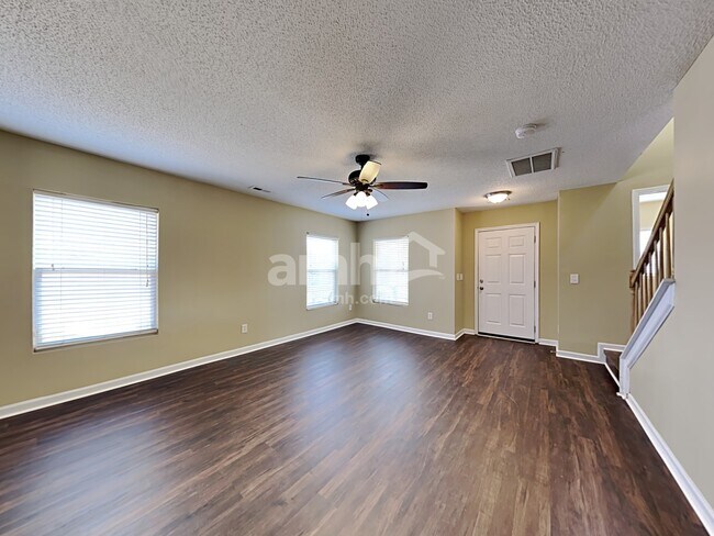 Foto del edificio - 3779 Marshlane Way