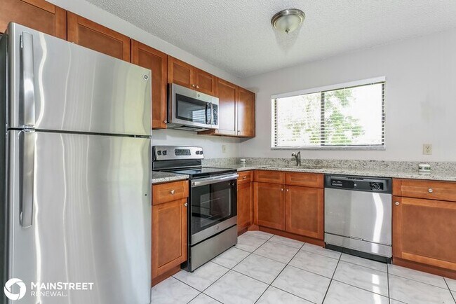 Building Photo - 1658 Arcot Cir NE