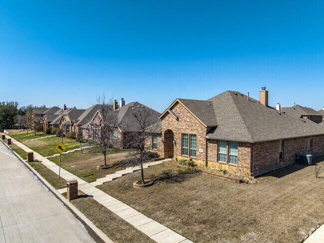 Single-family homes in the Wylie neighborhood.