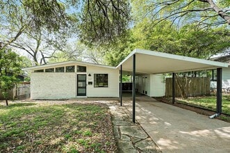Building Photo - 1207 Ridgemont Dr